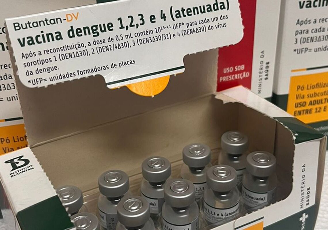 Municípios fluminenses começam a receber vacina contra a dengue
