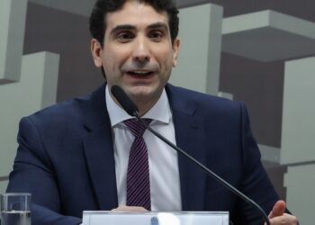 Galípolo vê Brasil mais protegido da volatilidade que outros países