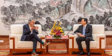 Saúde busca na China alianças para impulsionar serviços de IA no SUS