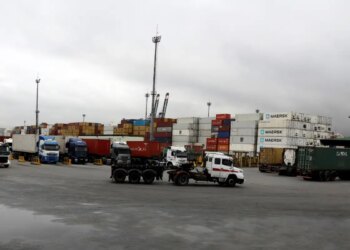 Tarifaço americano teve efeito “pontual” na economia, diz IBGE