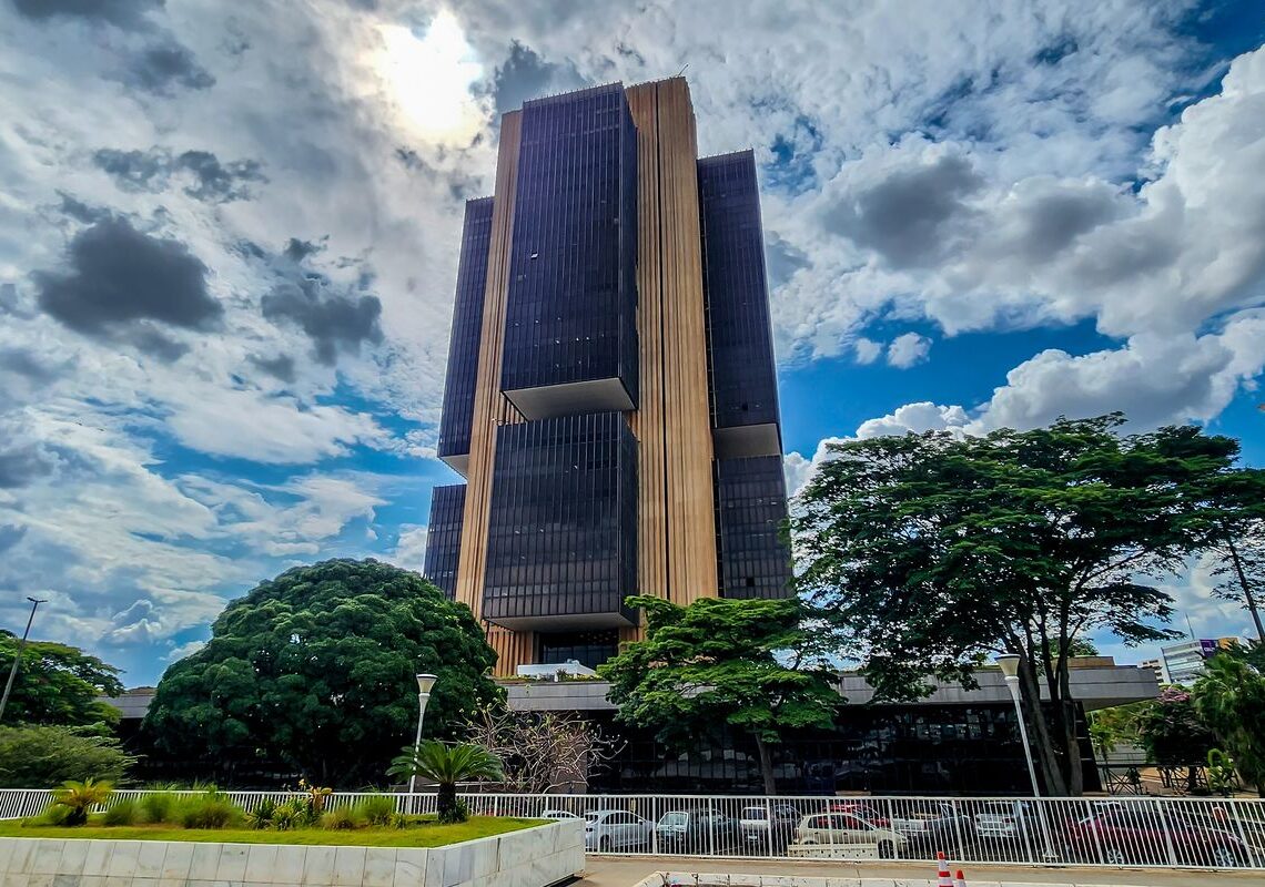 BC reduz juros básicos para 14,75% ao ano