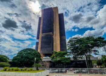 BC reduz juros básicos para 14,75% ao ano
