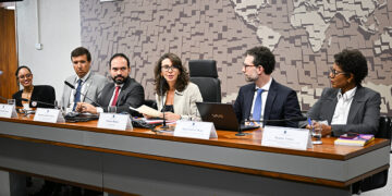 proteger crianças tem desafio da aplicação da lei, aponta debate — Senado Notícias
