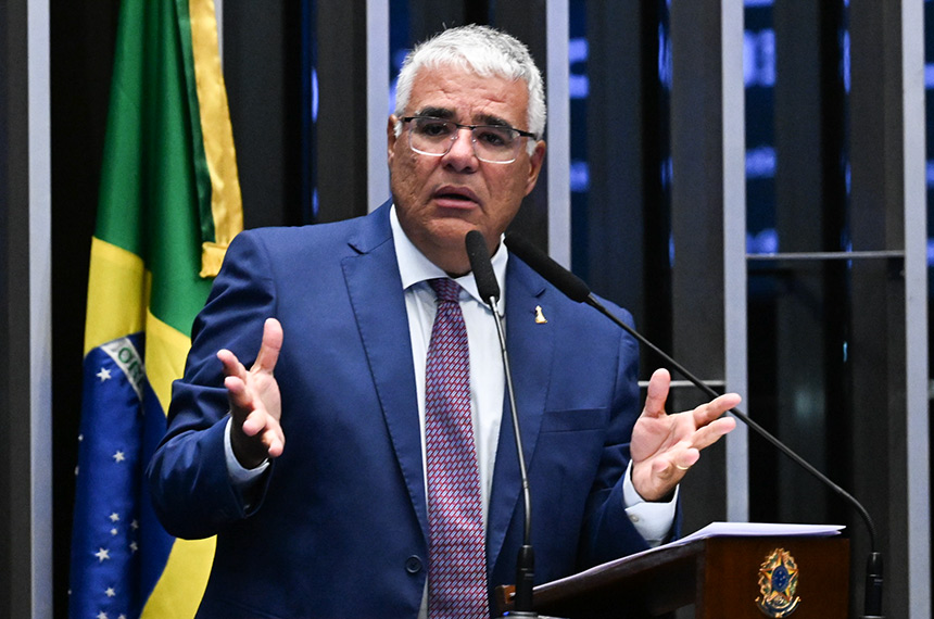 Girão afirma que manifestações pediram impeachment de ministros do STF — Senado Notícias