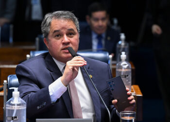 Senado aprova aumento de penas para furto, roubo e receptação — Senado Notícias