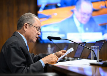 Auxílio para traslado de brasileiros mortos no exterior avança na CDH — Senado Notícias