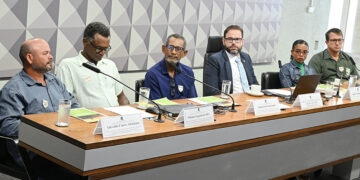 Ribeirinhos denunciam violações em unidade de conservação no Pará — Senado Notícias