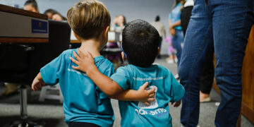 audiência discute inclusão de medicamento para acondroplasia no SUS — Senado Notícias