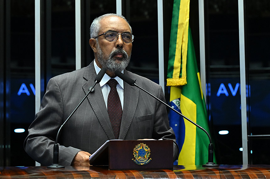 Paim volta a defender redução da jornada de trabalho e fim da escala 6×1 — Senado Notícias