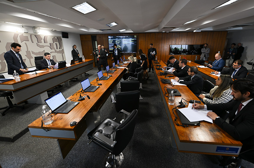 Comissão de Segurança analisa gravação de visitas a presos do crime organizado — Senado Notícias