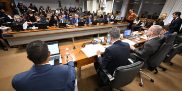 CPI do Crime Organizado ouve Pedro Taques e Martha Graeff na quarta-feira — Senado Notícias