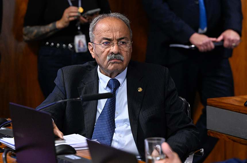 CRA aprova redução de tributos sobre calcário para uso agrícola — Senado Notícias