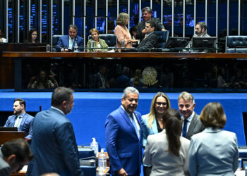 Senado adia votação de projeto contra discurso de ódio a mulheres na internet — Senado Notícias