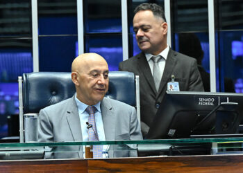 Confúcio Moura destaca apoio a Ariquemes, referência em tecnologia — Senado Notícias