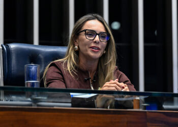 Roberta Acioly é eleita para vaga deixada por Mecias na Mesa do Senado — Senado Notícias
