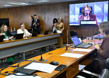 Criação de cadastro de condenados por agredir mulheres vai à CCJ — Senado Notícias