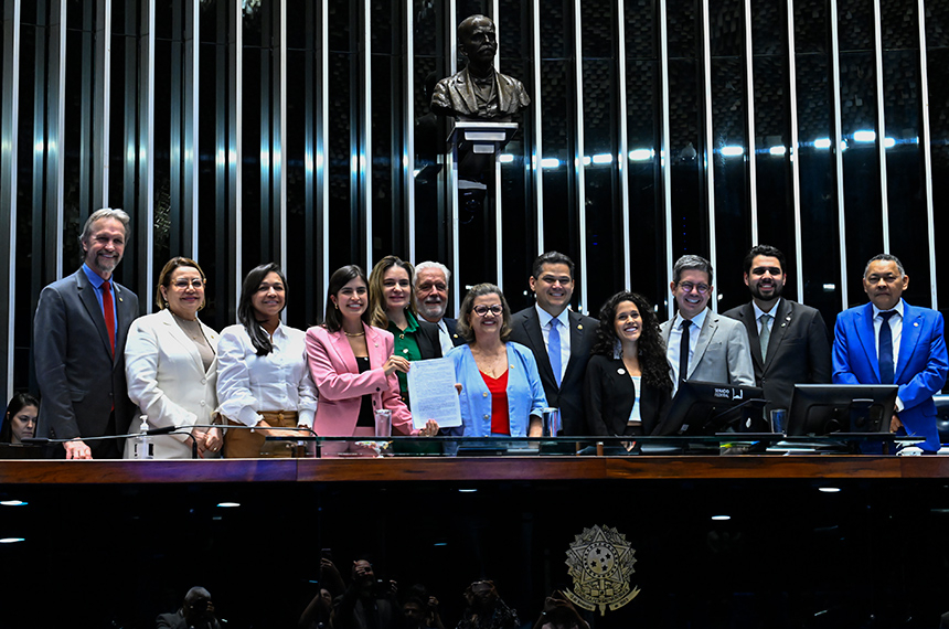 Aprovado pelo Senado, novo Plano Nacional da Educação segue para a sanção — Senado Notícias