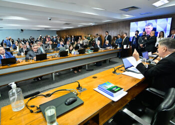 CPMI do INSS aprova mais uma convocação e quebra de sigilo — Senado Notícias