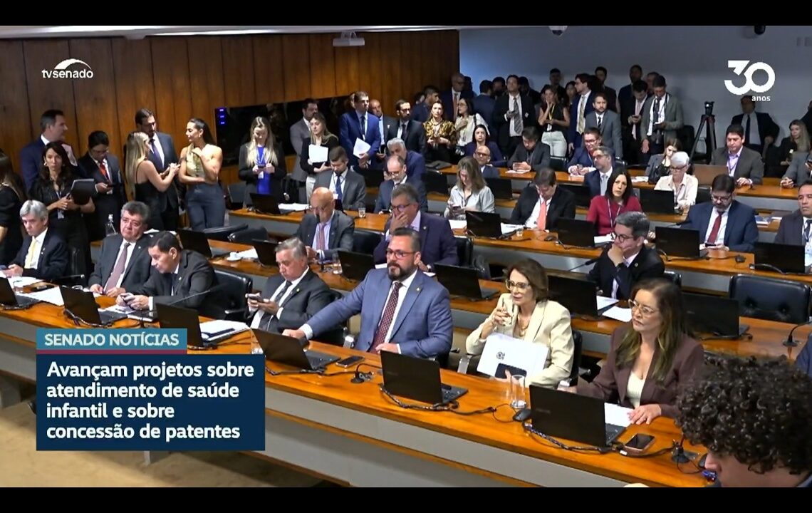 CAE aprova um pediatra para quatro equipes de saúde da família — Senado Notícias
