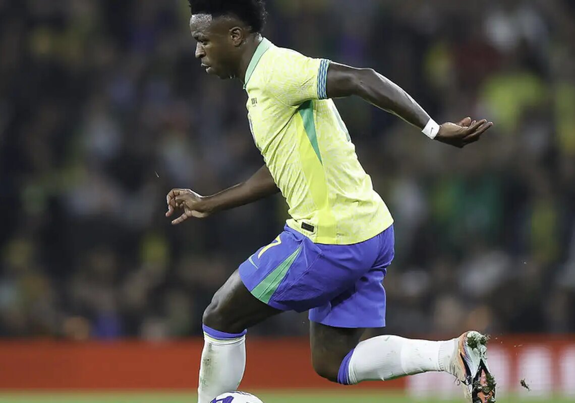 Brasil enfrenta França em fase final de preparação para Copa do Mundo