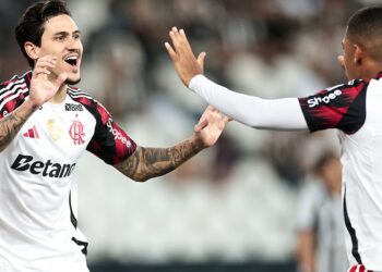 Brasileirão: Flamengo vence e mantém Botafogo na zona de rebaixamento