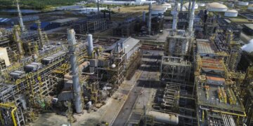 Petrobras reajusta preço do diesel em R$ 0,38 por litro