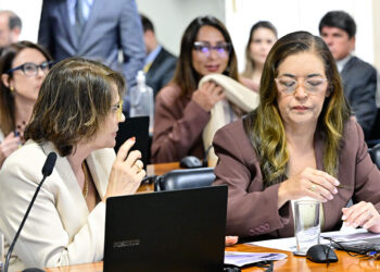 CAE aprova um pediatra para cada quatro equipes de saúde da família — Senado Notícias