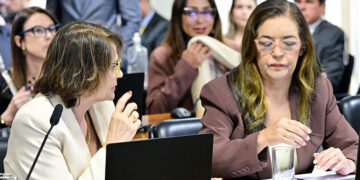 CAE aprova um pediatra para cada quatro equipes de saúde da família — Senado Notícias