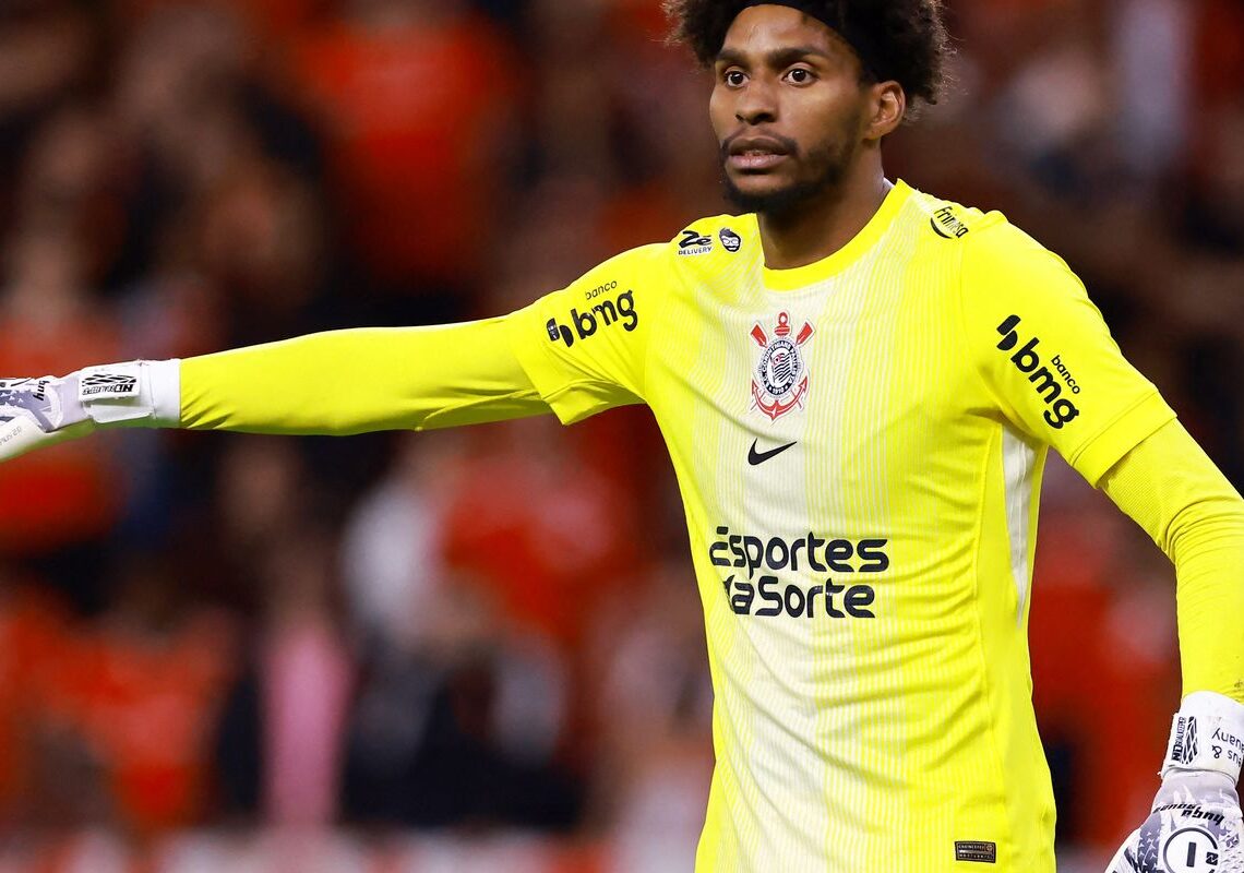 Goleiro Hugo Souza é convocado para a seleção após lesão de Alisson