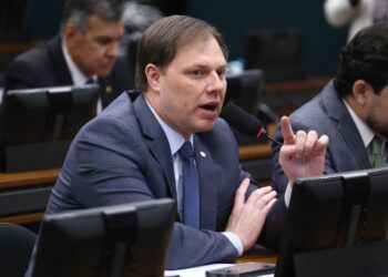 Comissão aprova projeto que prevê manutenção mensal de elevadores, esteiras e escadas rolantes – Notícias