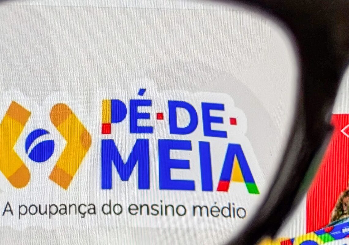 Confira as datas de pagamento da primeira parcela do Pé-de-Meia 2026