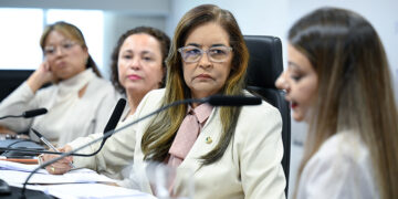 especialistas pedem urgência no acesso a medicamento pelo SUS — Senado Notícias