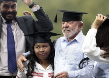 Governo anuncia ampliação da Rede Nacional de Cursinhos Populares