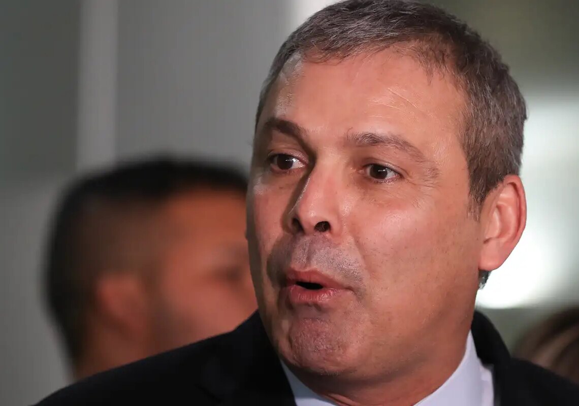 Deputado aciona Justiça contra alta de até 15% na conta de luz no Rio