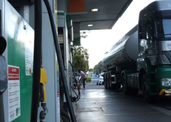 MP da subvenção de R$ 1,20 no diesel sai esta semana, diz Durigan
