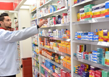 Sancionada lei que permite farmácias e drogarias nos supermercados — Senado Notícias