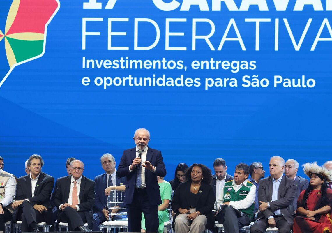 Lula questiona BC sobre corte da Selic: “esperava pelo menos 0,5%”