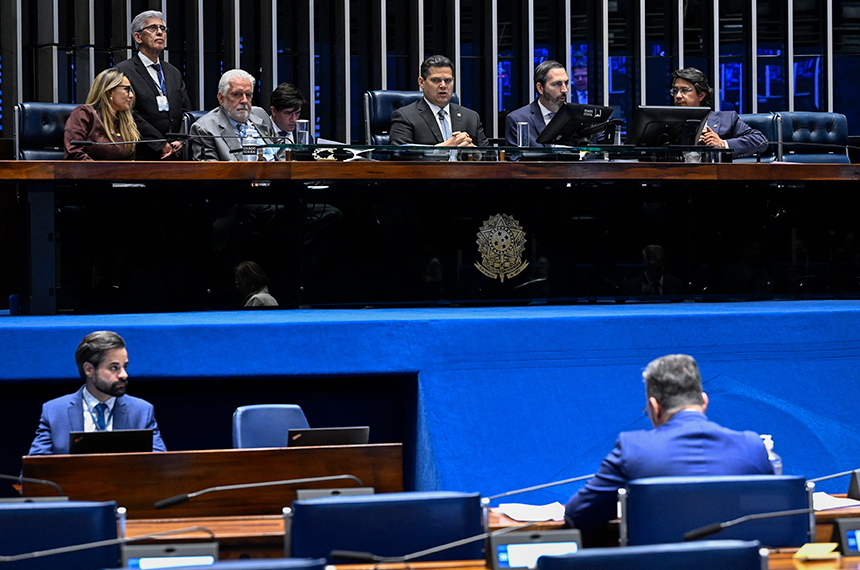 Senado aprova incentivos fiscais para o setor de reciclagem — Senado Notícias