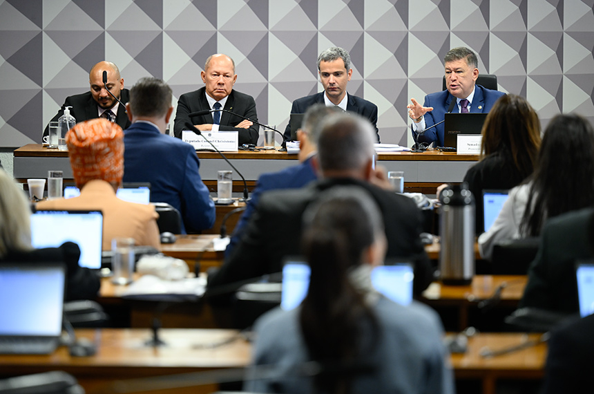 CPMI do INSS deve acabar nesta noite, com ou sem aprovação do relatório — Senado Notícias