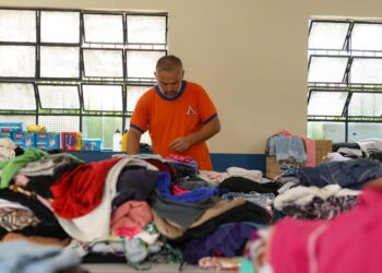 Governo anuncia R$ 60 milhões para reconstrução de escolas em MG