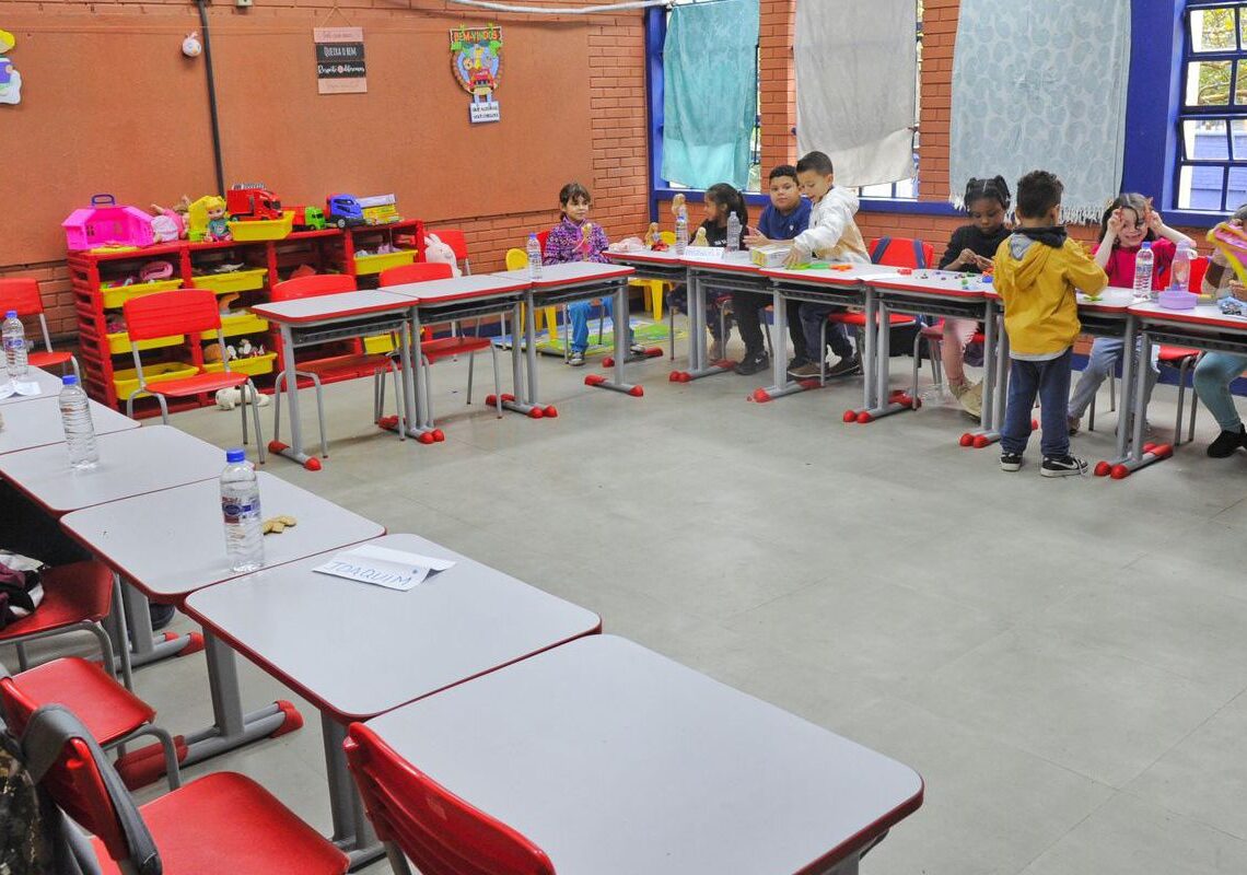 Para especialistas, alfabetização na idade correta é marco para o país