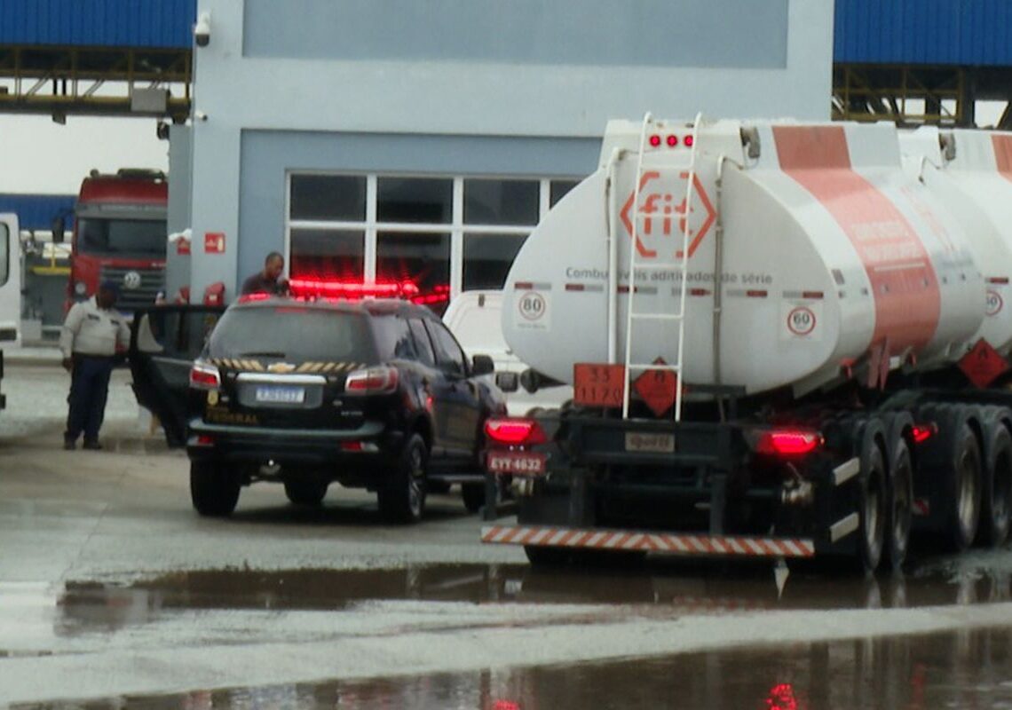 Governo fiscalizou 1,1 mil postos de combustíveis para evitar abusos