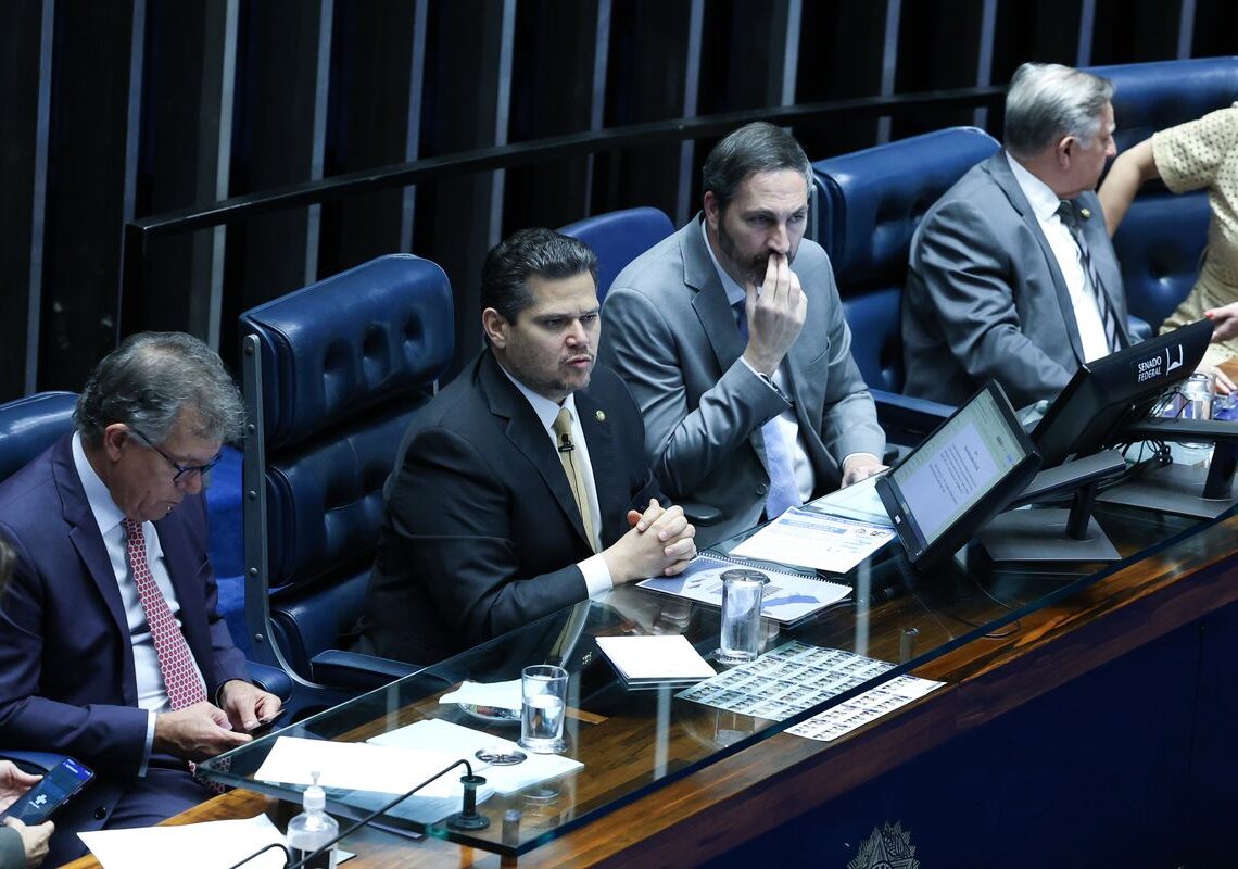 Senado reconhece estágio como experiência profissional