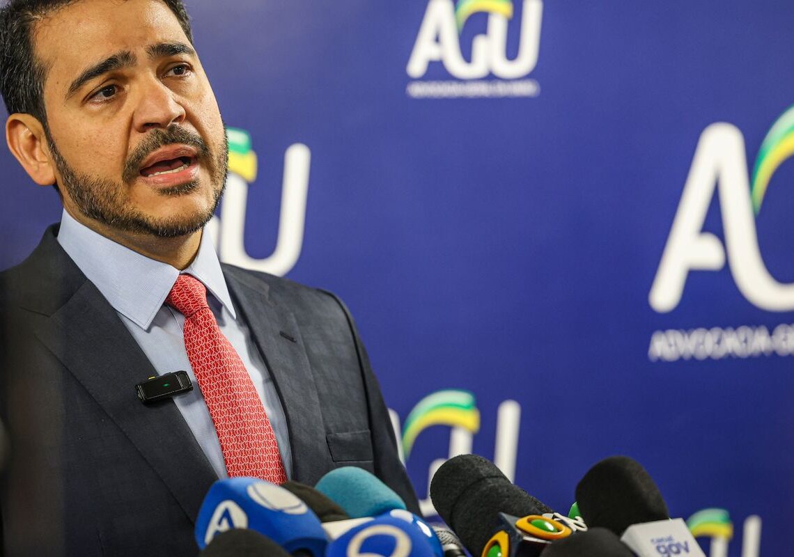 Presidência da República oficializa indicação de Jorge Messias ao STF