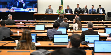 CMO deve ser instalada na segunda quinzena de abril — Senado Notícias