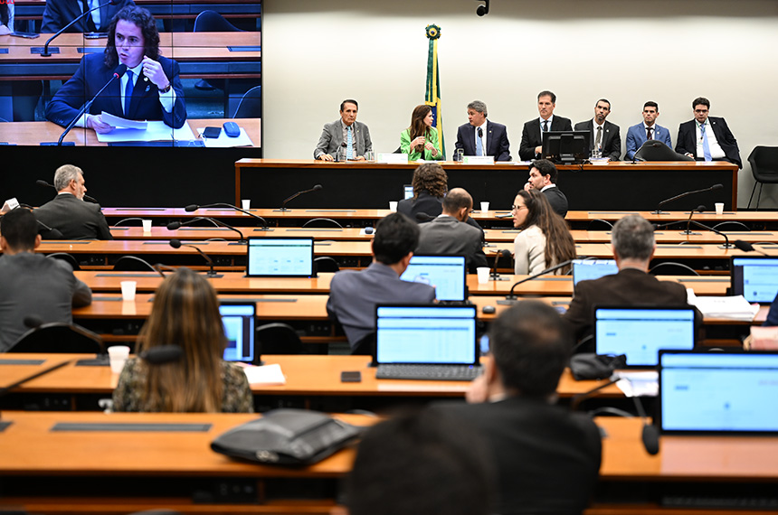 CMO deve ser instalada na segunda quinzena de abril — Senado Notícias