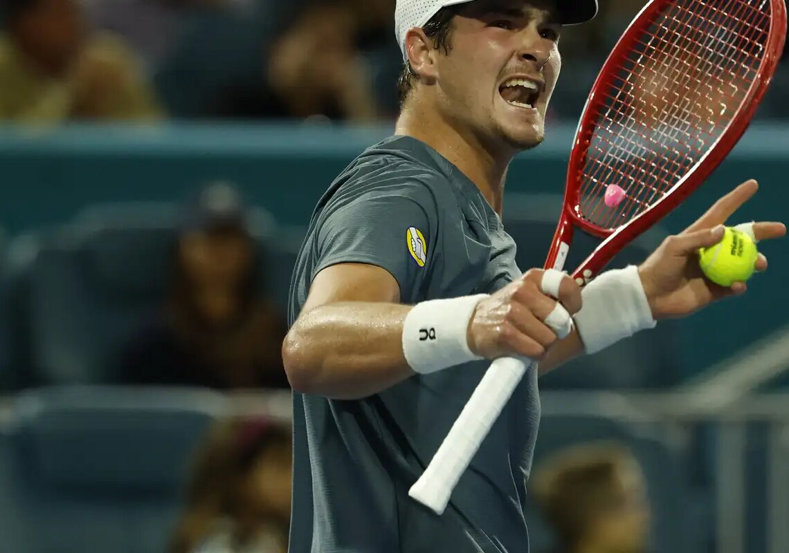 Tênis: João Fonseca avança para quartas de final em Monte Carlo