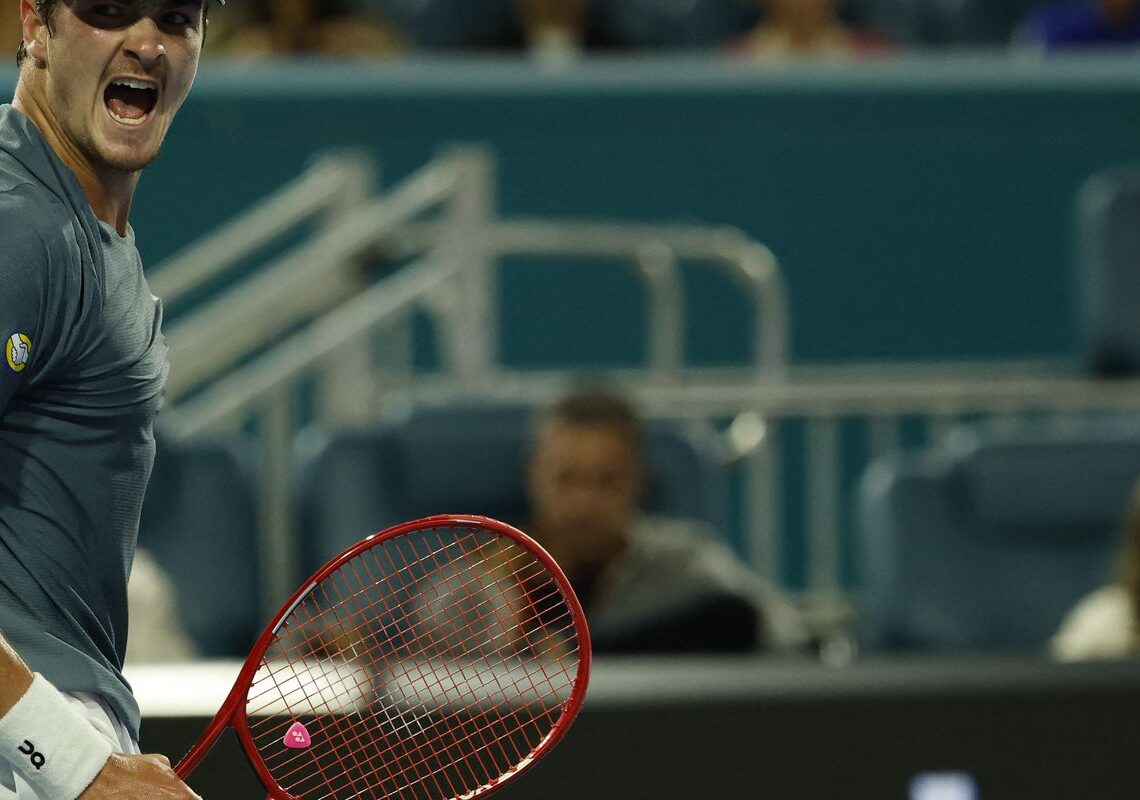 João Fonseca se garante nas oitavas do Masters 1000 de Monte Carlo