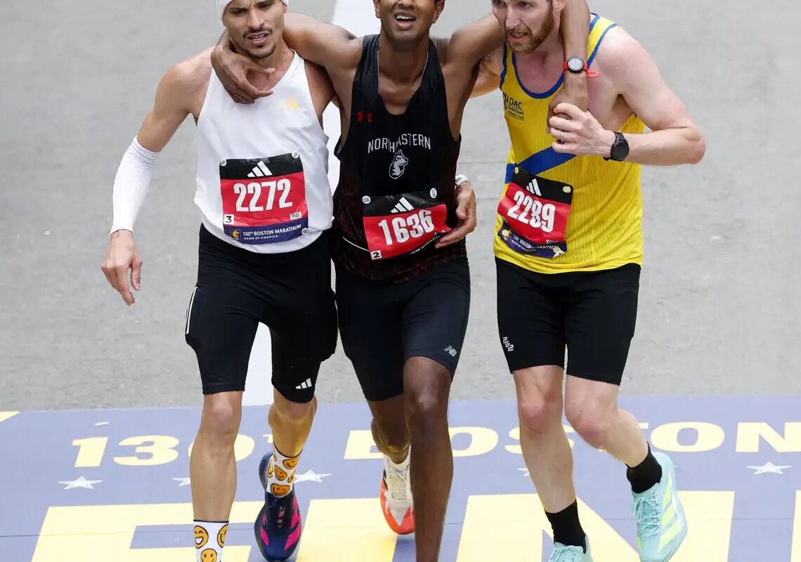 Brasileiro vira manchete por ato de empatia na Maratona de Boston