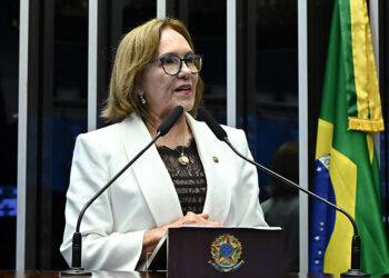 Zenaide Maia destaca importância do novo Plano Nacional de Educaçao — Senado Notícias